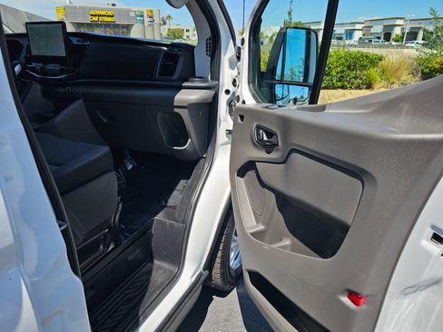 Used 2023 Ford Transit 350 XLT RWD image 29