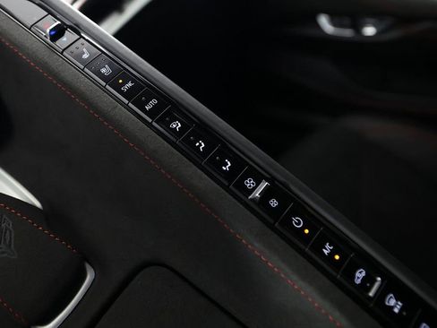 Used 2025 Chevrolet Corvette Stingray w/ Z51 Performance Package image 26