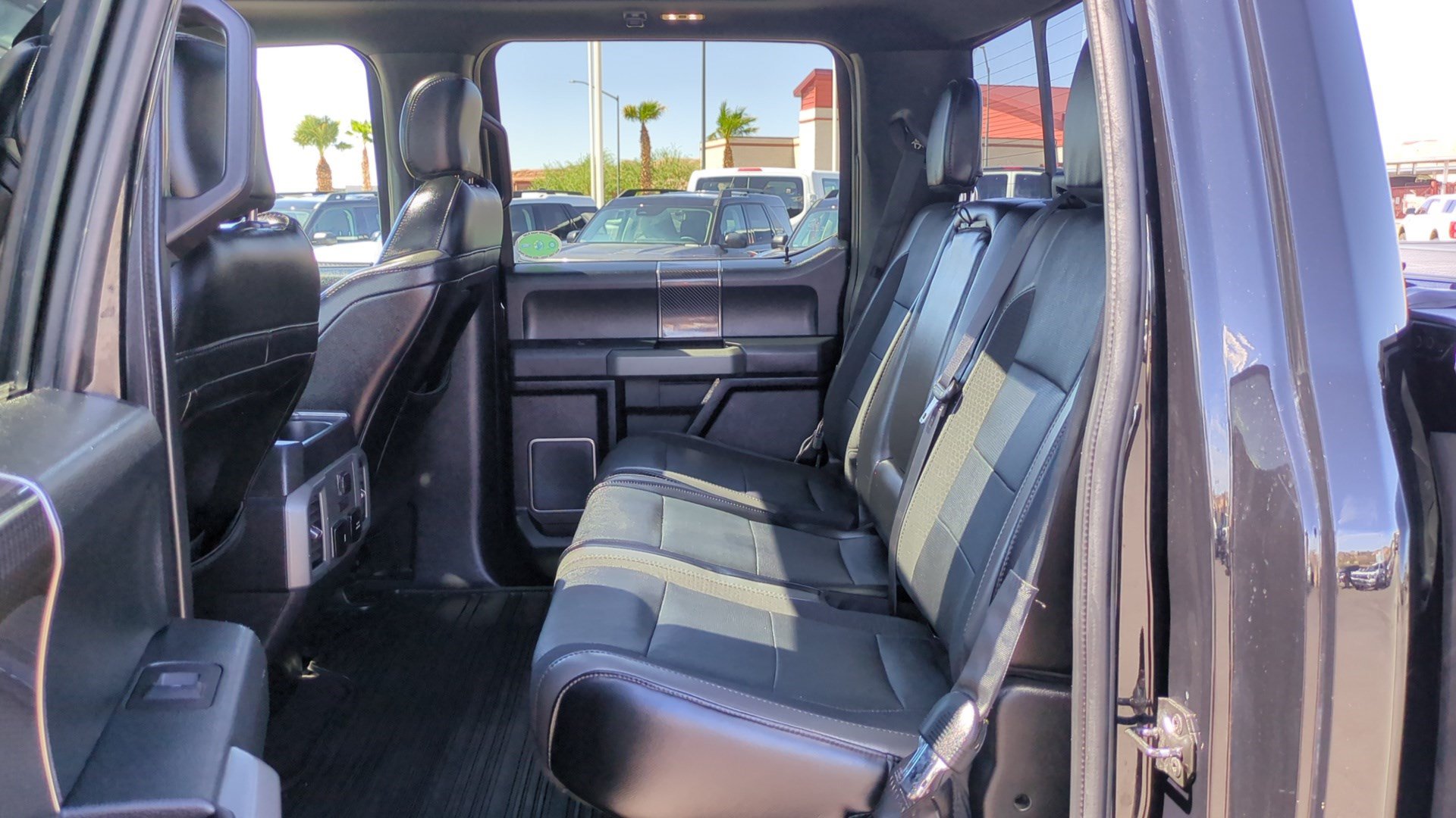 Used 2019 Ford F150 Raptor w/ Equipment Group 802A Luxury AWD/4WD image 27