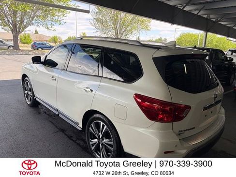 Used 2020 Nissan Pathfinder Platinum AWD/4WD image 14