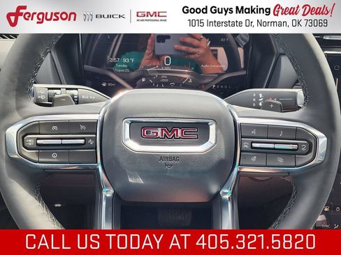 New 2027 GMC Terrain Elevation w/ Elevation Premium Package FWD image 18