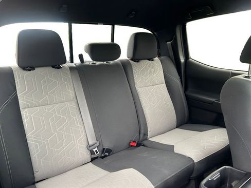 Certified 2023 Toyota Tacoma TRD Sport AWD/4WD image 17