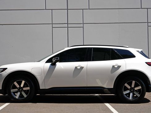 Used 2025 Honda Prologue Touring image 8