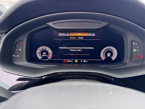 Used 2020 Audi Q7 2.0T Premium w/ Convenience Package image 9