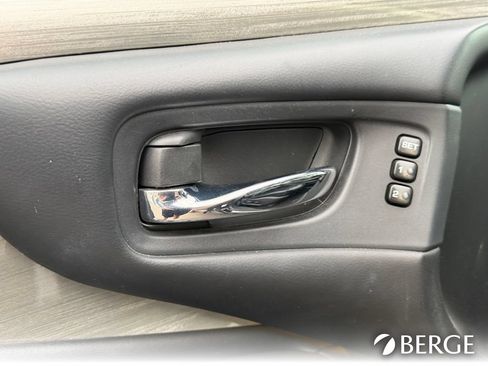 Used 2018 Nissan Murano SL w/ Moonroof Package AWD/4WD image 14