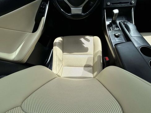 Used 2016 Lexus IS 200t RWD image 14