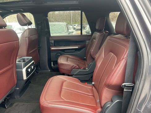 Used 2024 Ford Expedition Max Limited image 28