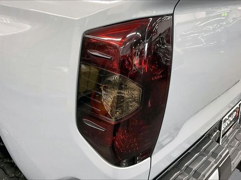 Used 2018 Toyota Tundra SR5 w/ TRD Off Road Package AWD/4WD image 28