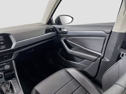 Used 2023 Volkswagen Jetta SE FWD image 22