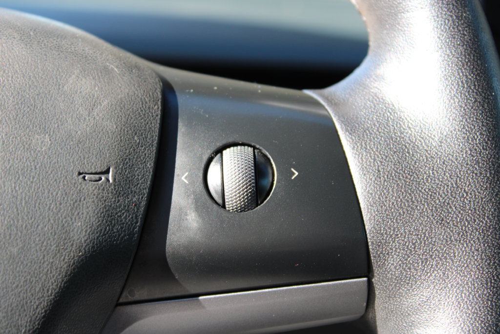 Used 2023 Tesla Model 3 Standard Range RWD image 14