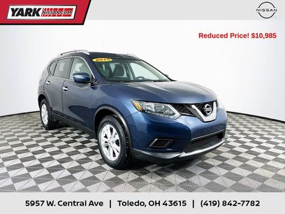 Used 2015 Nissan Rogue SV