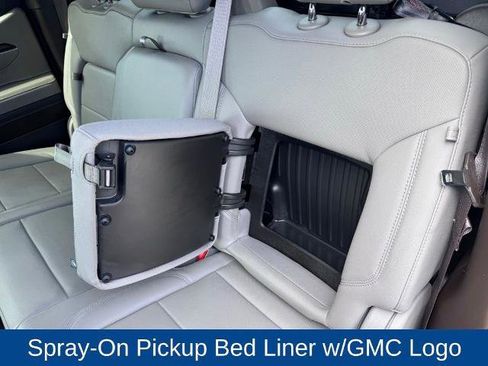 Used 2023 GMC Sierra 1500 SLT w/ SLT Premium Plus Package AWD/4WD image 13