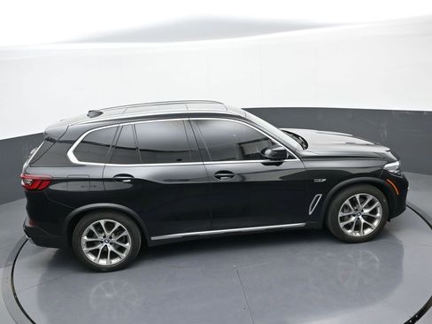 Used 2023 BMW X5 xDrive45e w/ Climate Comfort Package AWD/4WD image 37