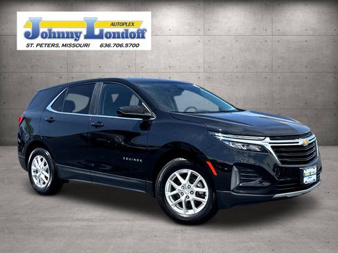 Used 2024 Chevrolet Equinox LT w/ LPO, Floor Liner Package FWD image 1