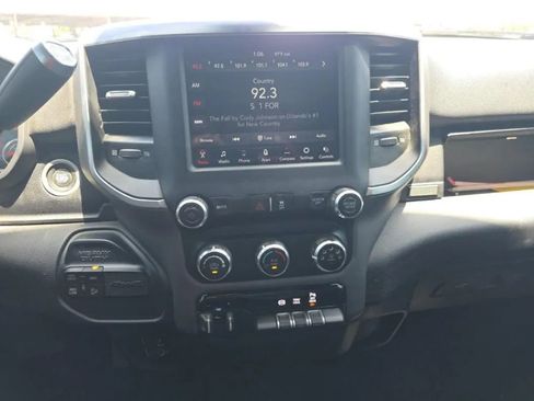 Used 2021 RAM 2500 Big Horn w/ Level 1 Equipment Group AWD/4WD image 13
