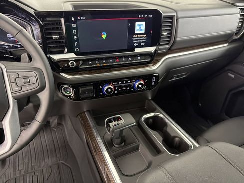 New 2025 GMC Sierra 1500 Elevation w/ Elevation Premium Package image 30