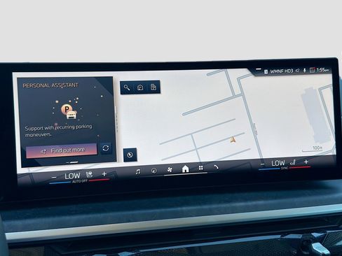 Certified 2025 BMW X7 xDrive40i w/ Premium Package image 35