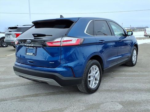 Used 2022 Ford Edge SEL w/ Convenience Package image 4