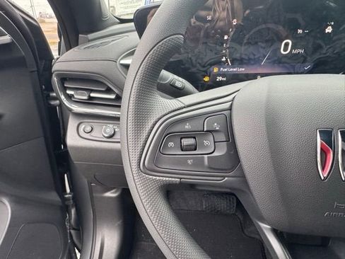 New 2026 Buick Envista Preferred image 5