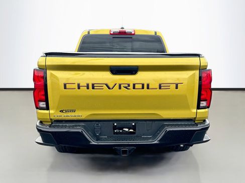 Used 2023 Chevrolet Colorado Z71 w/ Z71 Convenience Package 2 AWD/4WD image 6