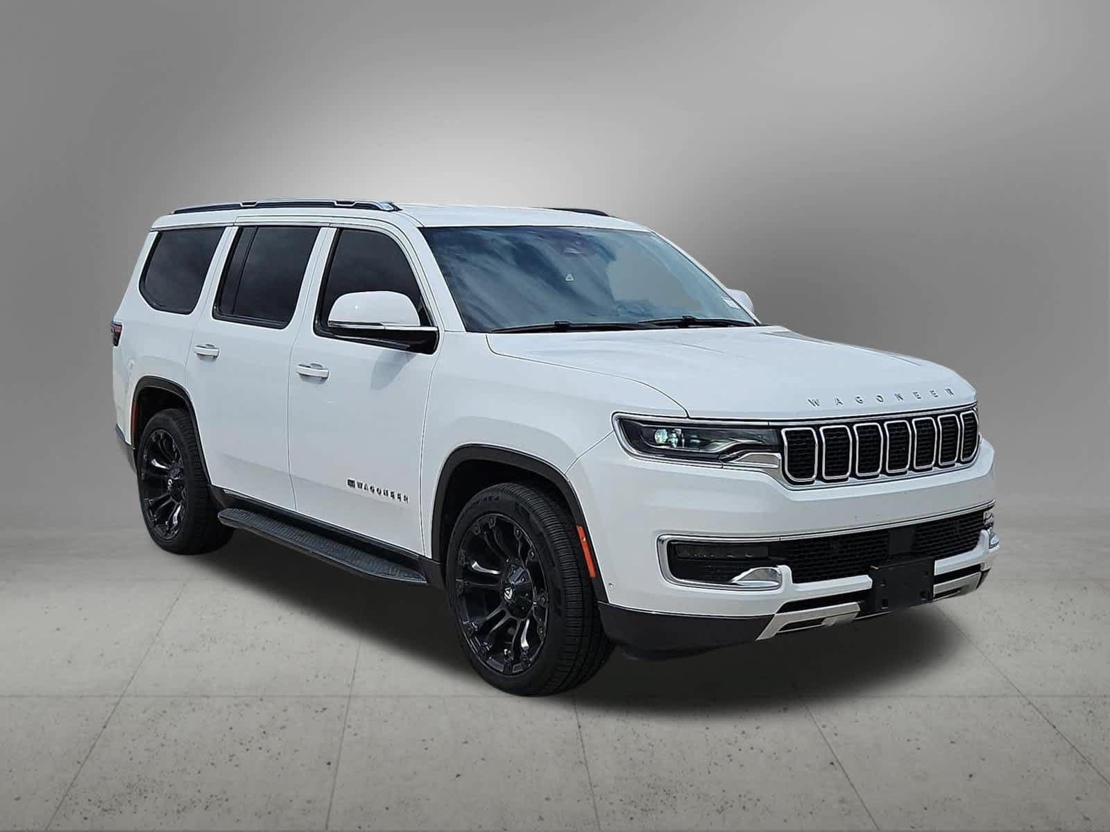 Used 2022 Jeep Wagoneer Series III w/ Rear Seat Video Group 1 AWD/4WD image 8