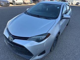 Used 2018 Toyota Corolla LE FWD video 1