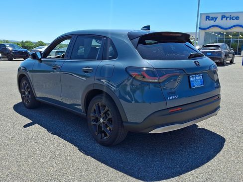 Used 2024 Honda HR-V Sport image 4