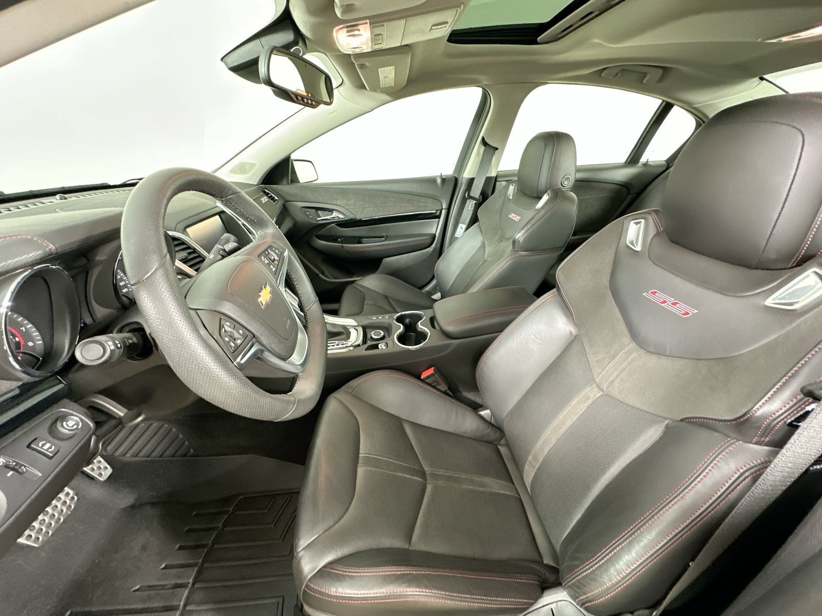 Used 2017 Chevrolet SS RWD image 34