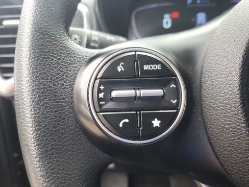 Used 2024 Kia Soul LX w/ Option Group 015 FWD image 19