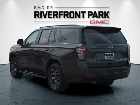 Used 2021 Chevrolet Tahoe Z71 w/ Z71 Signature Package AWD/4WD image 5