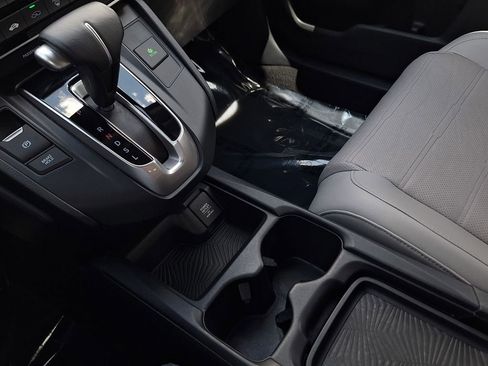 Used 2018 Honda CR-V Touring image 25