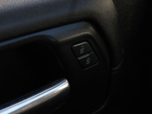 Used 2020 Chevrolet Silverado 3500 LT image 22