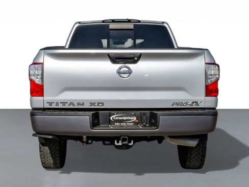 Used 2019 Nissan Titan PRO-4X image 8