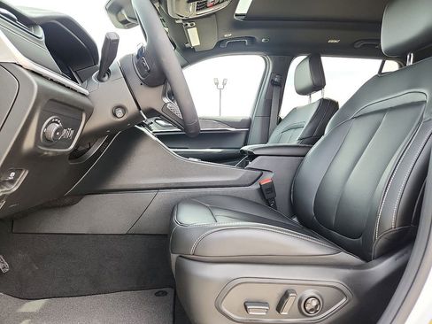 New 2026 Jeep Grand Cherokee L Limited RWD image 20