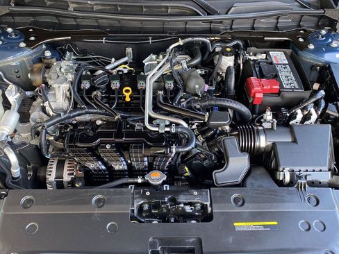 Certified 2025 Nissan Altima 2.5 SV FWD image 37