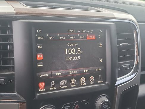 Used 2016 RAM 1500 Laramie w/ Convenience Group AWD/4WD image 25
