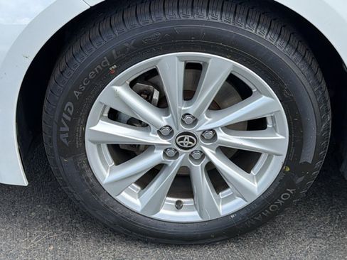 Certified 2023 Toyota Corolla SE FWD image 9