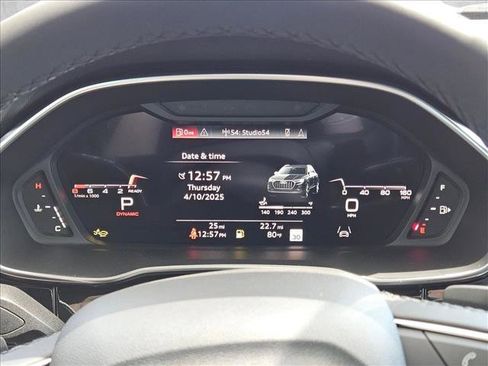 Certified 2025 Audi Q3 2.0T Premium Plus w/ Premium Plus Package AWD/4WD image 11