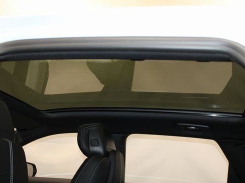 New 2026 Cadillac Lyriq Luxury AWD/4WD image 7