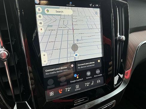 New 2026 Volvo V60 B5 Cross Country Plus w/ Climate Package image 20