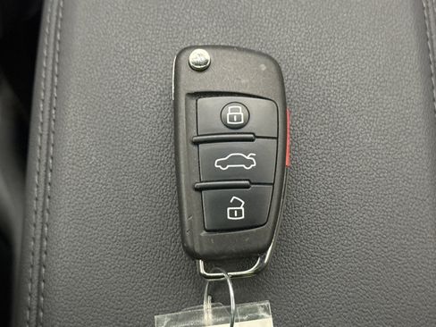 Used 2025 Audi Q3 2.0T Premium image 23