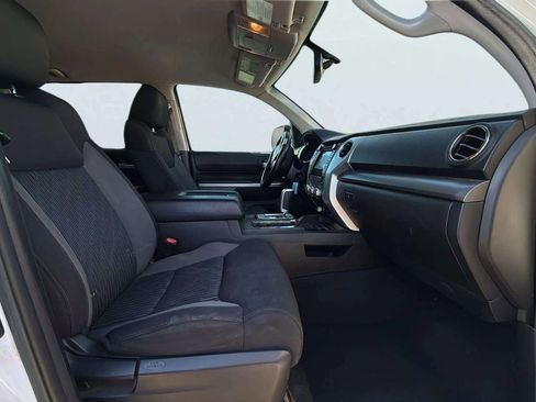 Used 2016 Toyota Tundra SR5 w/ TRD Off Road Package image 15