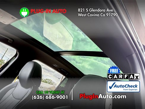 Used 2026 Volkswagen Tiguan SEL R-Line AWD/4WD image 9