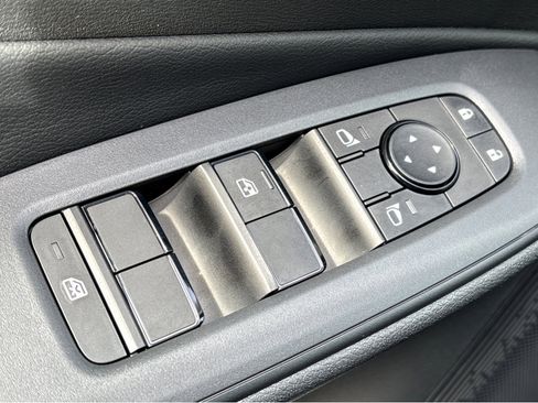 New 2026 Nissan Sentra S w/ Floor Mat Package image 18