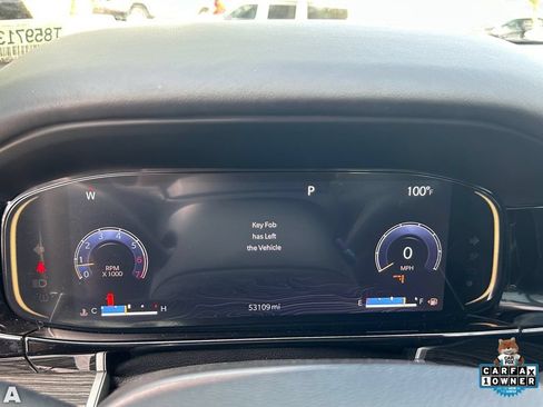 Certified 2022 Jeep Wagoneer Series III w/ Premium Group I AWD/4WD image 32