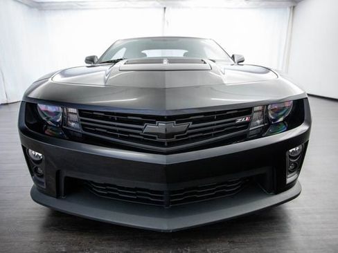 Used 2012 Chevrolet Camaro ZL1 image 32