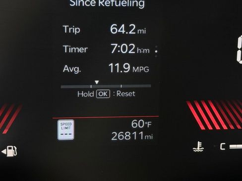 Used 2025 Kia Carnival image 17