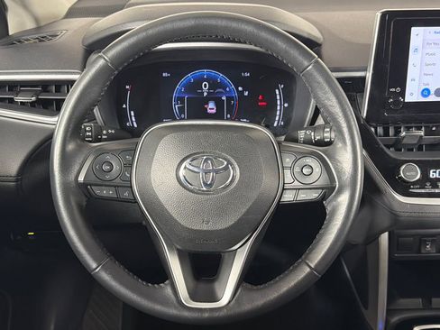 Used 2024 Toyota Corolla Cross XLE AWD/4WD image 23