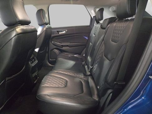 Used 2024 Ford Edge Titanium image 18