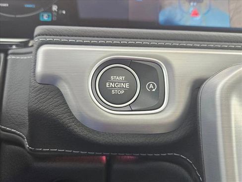 Used 2025 Mercedes-Benz G 550 image 25